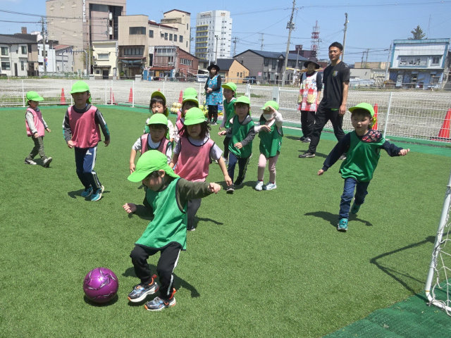 ほうりん保育園 サッカー教室